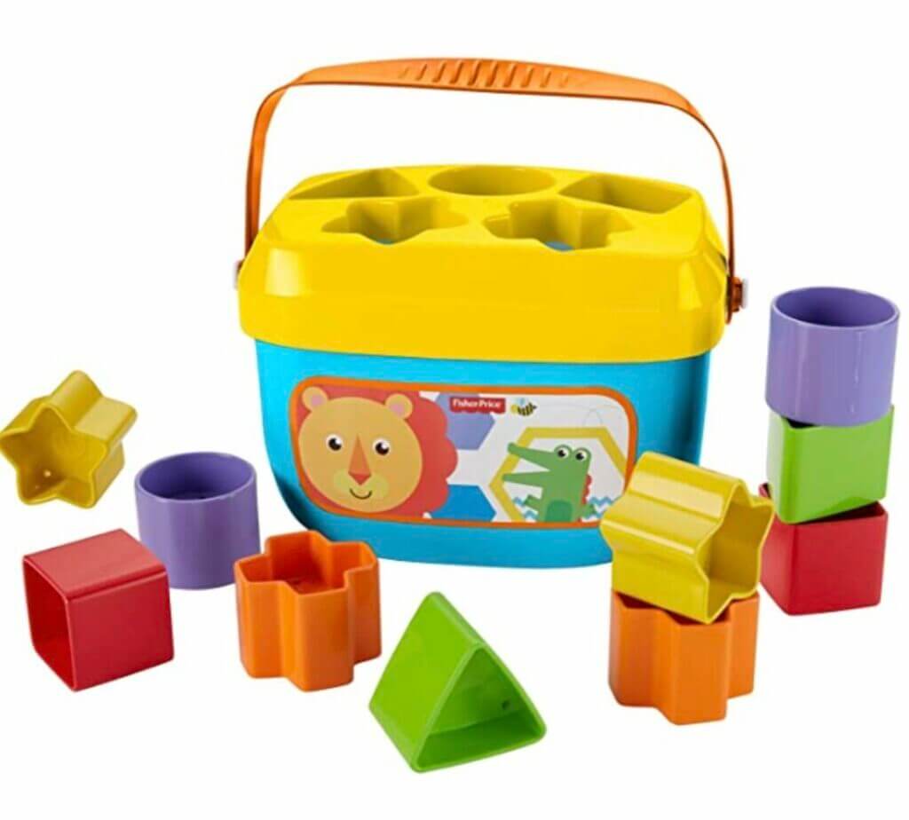 Babys erstes Spielzeug: Fisher-Price – Formensortierspiel mit Spielwürfeln und Eimer – 58% Rabatt