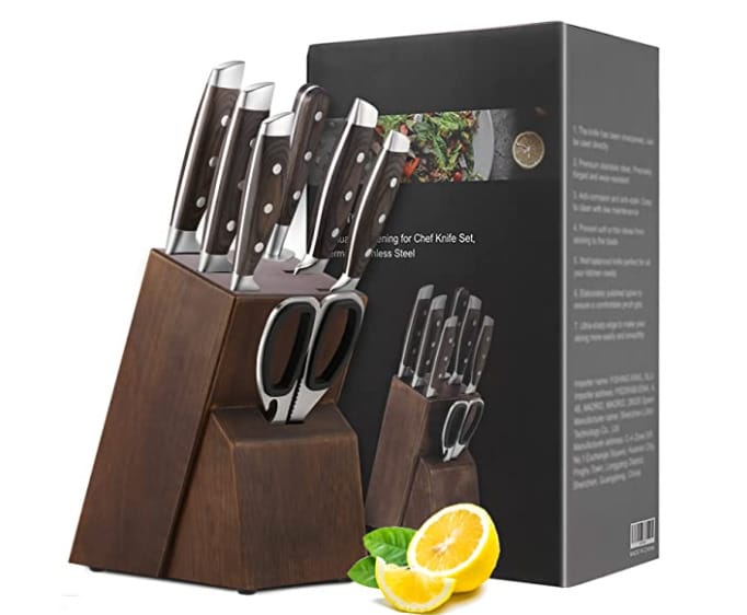 8-Teiliges Messerset im Holzblock – 22% Rabatt