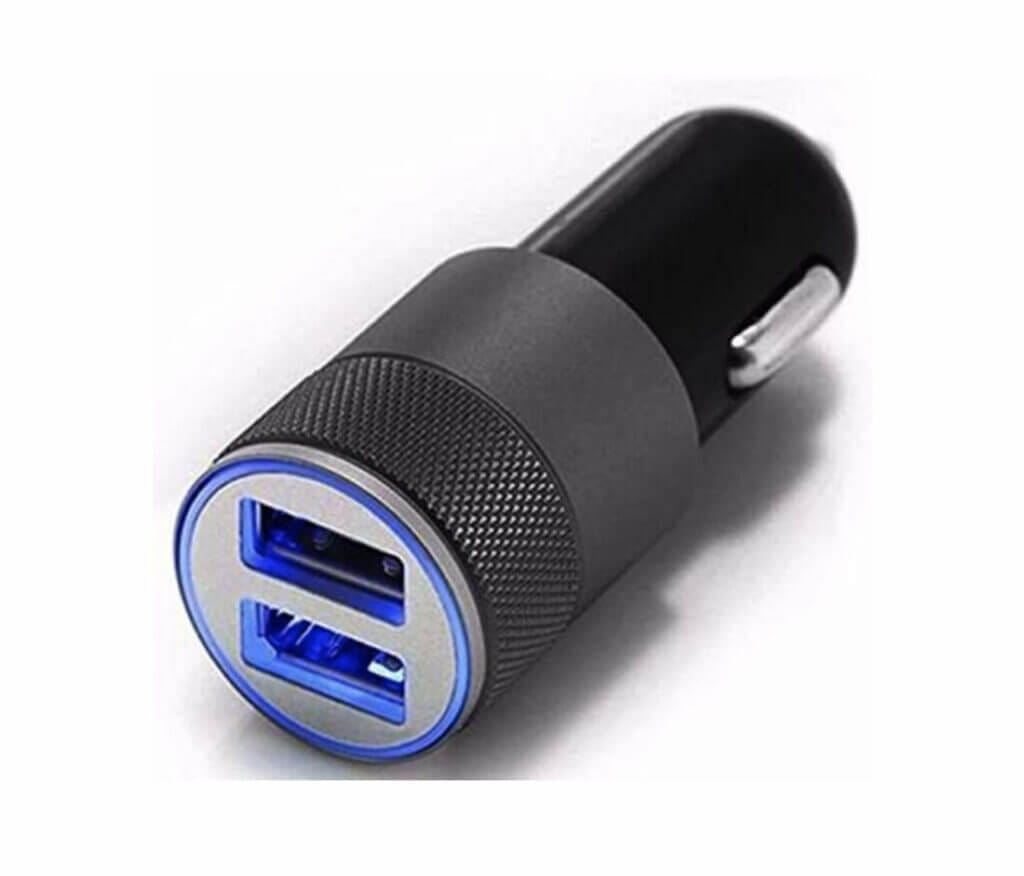 Mit zwei Ladeanschlüssen: USB Lade-Adapter fürs Auto – 70% Rabatt
