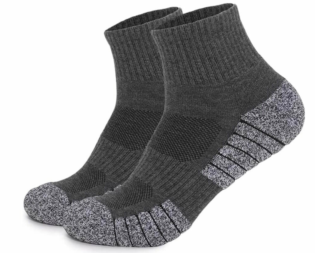 In verschiedenen Farben erhältlich: Sportliche Wandersocken (3 Paar) – 30% Rabatt