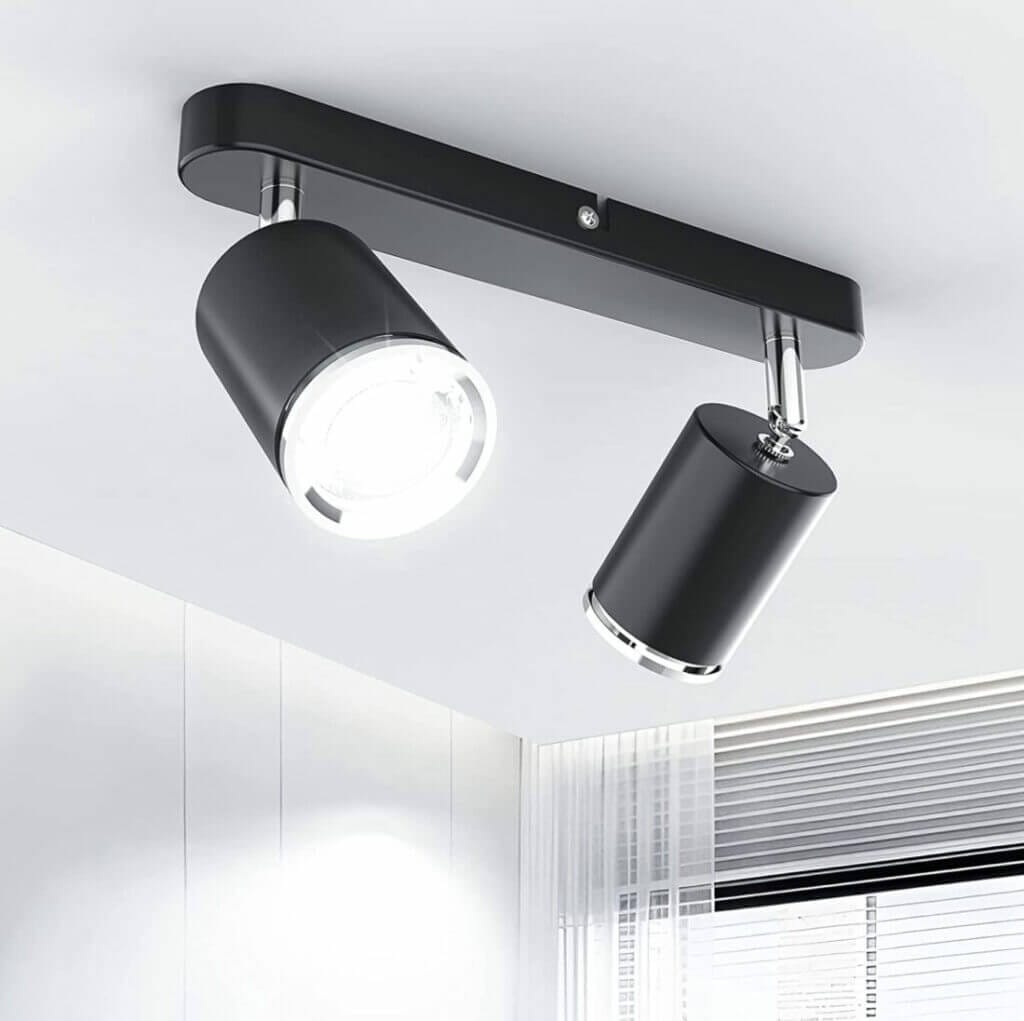 In einem modernen Design: Spot Deckenlampe von Namito – 50% Rabatt