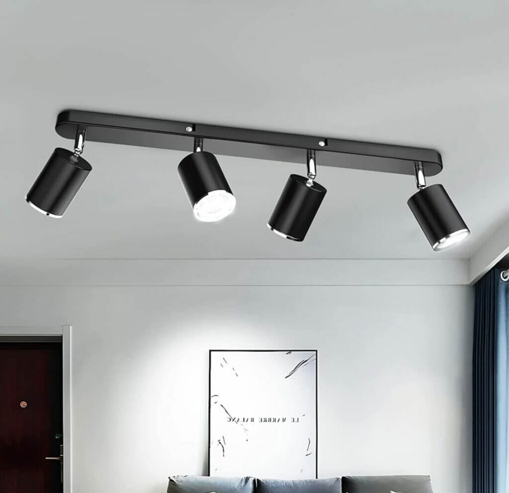 Namito Deckenlampe mit 4 und 2 Spotlampen – 50% Rabatt