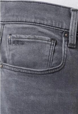 Entdecke die G-STAR RAW Herren 3301 Slim Jeans - zeitloser Stil und erstklassige Passform!