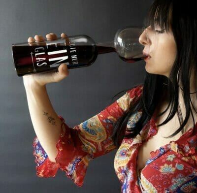 Wine Lovers Weinflasche Glas1