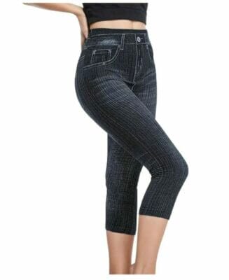 Mit den EWFAS Damen 3/4 Leggings investierst du in ein Kleidungsstück, das dir sowohl bei sportlichen Aktivitäten als auch im Alltag beste Dienste leistet. 