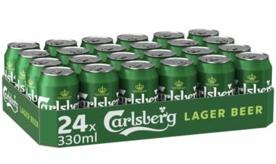 Genieße Carlsberg Premium Lagerbier: Traditioneller Genuss in praktischen 0,33 l Dosen für unterwegs.