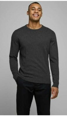 Klassischer Strickpullover: JACK & JONES Male, zeitlos und vielseitig. Jetzt für stilvolle Looks 