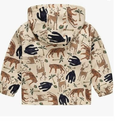 Hol Dir jetzt die XINYUNZU Jungen Softshelljacke und sorge dafür, dass Dein Kind gut geschützt und stylisch durch die Herbst- und Übergangszeit kommt. 
