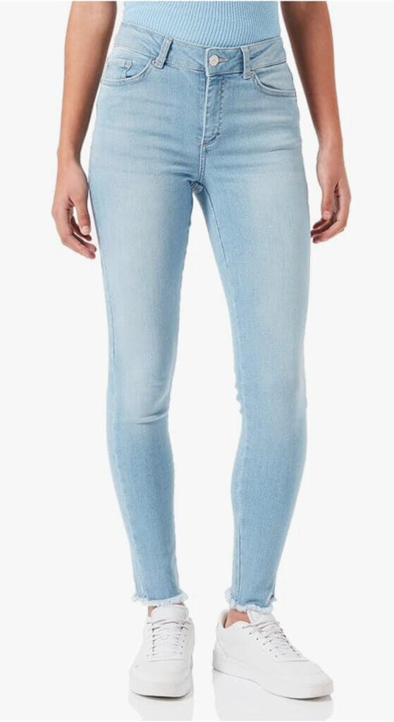 PIECES Jeans – 44% Rabatt