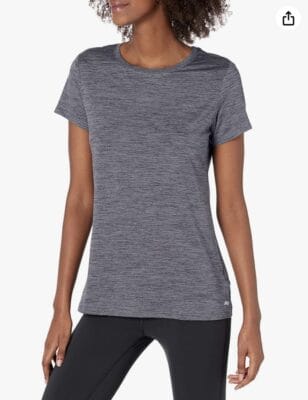 Amazon Essentials Damen Tech Stretch T Shirt1