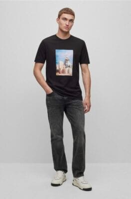 BOSS TeFragile T-Shirt: Baumwoll-Jersey, neue Saison Artwork, Komfort und Stil für den modernen Mann.