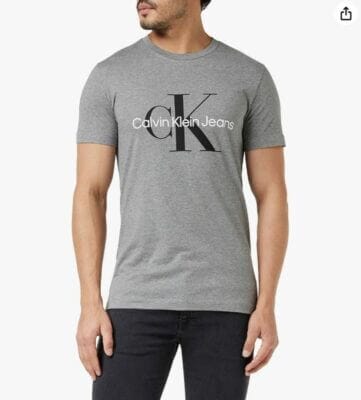 Calvin Klein Slim Fit T-Shirt - Stilvoll, körperbetont. Ideal für Alltag und Abend. Modisches Monologo-Design.