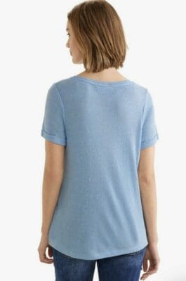 Street One Damen Kurzarmshirt Street One Damen Shiny V-Neck Shirt: Modernes Kurzarmshirt mit glänzendem Finish für stilvolle Outfits.