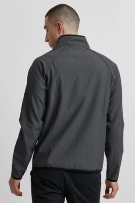 !Solid SDSolane Herren Softshell Jacke: Stylisch, funktional, perfekt für Outdoor-Aktivitäten. Hol dir jetzt deine Jacke!