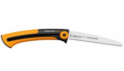 Fiskars Xtract Handsäge: Präzises Schneiden von Holz, rutschfester Griff, einziehbares Blatt. Ideal für Heimwerker.