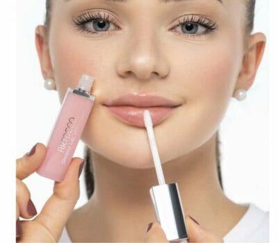 ARTDECO Glossy Lip Volumizer: Natürlich voluminöse Lippen mit atemberaubendem Glanz.