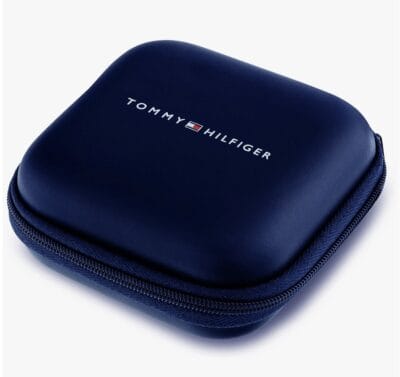 Tommy Hilfiger Halskette für Damen: Edelstahl mit Kristallen, gelbgoldene Beschichtung, Herzanhänger. Eleganz und Stil in Perfektion.