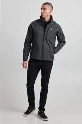 !Solid SDSolane Herren Softshell Jacke: Stilvoll, funktional, perfekt für Outdoor-Aktivitäten. Hol dir jetzt!