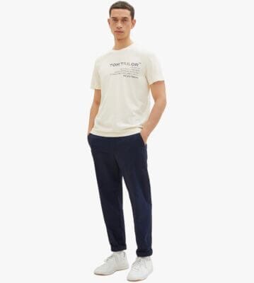 TOM TAILOR T-Shirt in gewaschener Optik: Stilvoll, komfortabel, nachhaltig. Unterstütze mit jedem Kauf besseren Baumwollanbau.