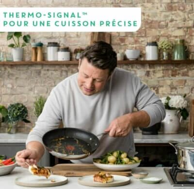 Jamie Oliver mit Tefal Bratpfanne am braten