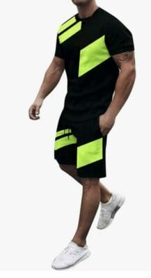 Herren Trainingsanzug: 2-teiliges Set mit T-Shirt und kurzer Hose für Komfort und Stil beim Training.