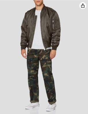 Brandit Herren MA-1 Jacke: Bomberstil, Anthrazit, wind-/wasserabweisend, Nylon, wärmendes Futter, praktische Taschen, robust.