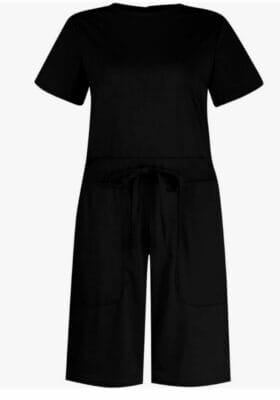 Stylischer Damen Jumpsuit mit kurzen Ärmeln. Vielfältige Farbauswahl.
