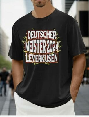 Zeige Stil und Stolz: Herren Oversized T-Shirt mit Leverkusen Meister Grafikdruck.