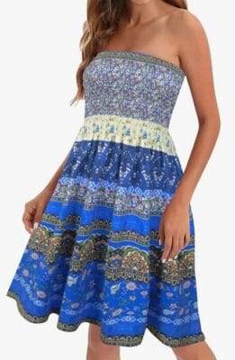 Bandeau Kleid mit blumigem Design für einen Tag am Strand