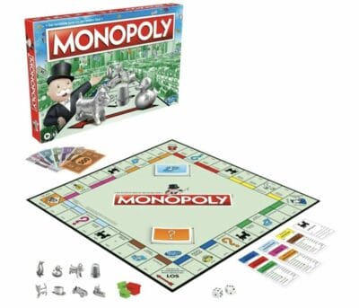 Monopoly ist ein großartiges Geschenk für Familien und Freunde.