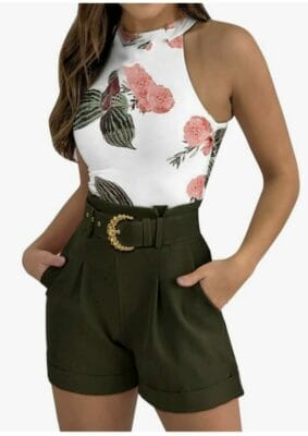 Entdecke den perfekten Damenanzug: Elegant, sommerlich, und für Business 