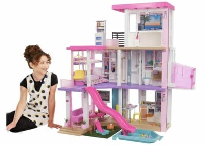 Barbie Dream House mit Pool und Rutsche