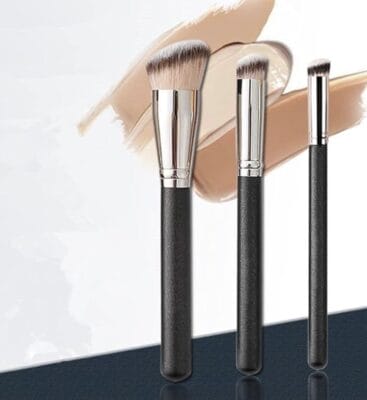 Set Foundation Pinsel 