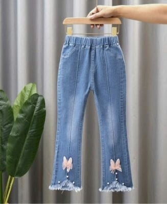 Hole Deiner Tochter die XINYUNZU Jeans für Mädchen und setze auf eine Hose, die sowohl modisch als auch praktisch ist