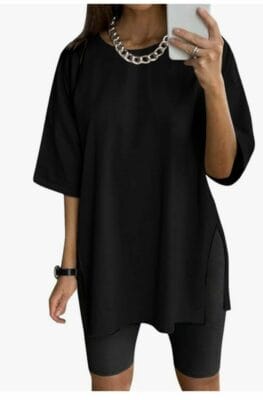 Hol es Dir jetzt und ergänze Deine Garderobe mit diesem bequemen und vielseitigen Funktionsshirt!