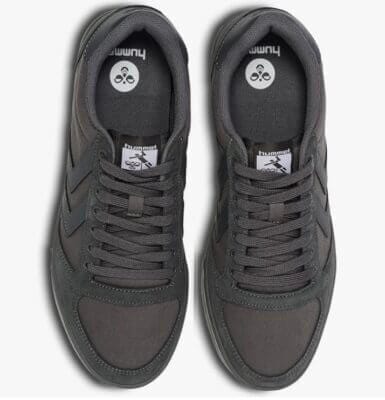 hummel Slimmer Stadil Low-Top: Stylisch, strapazierfähig, Wildlederdetails, vielseitig. Perfekt für jeden Anlass.