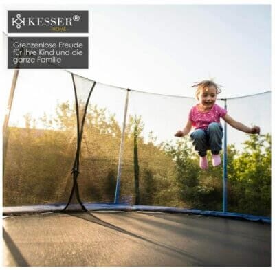 Kind auf Kesser Trampolin