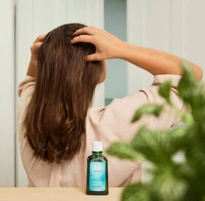 WELEDA Bio Rosmarin Haartonikum: Fördert Haarwachstum, vermeidet Haarausfall, vegan, 100ml, natürliche Haarpflege.