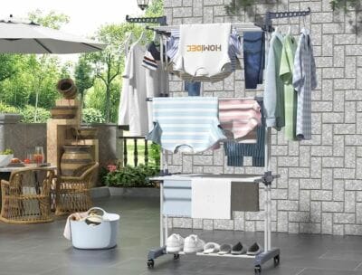 Platzsparender HOMIDEC Wäscheständer: 4 Ebenen, 2 Seitenflügel, Edelstahl, Rollen, innen und außen nutzbar.

