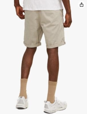 Stilvolle JACK & JONES Chino Shorts: Bequemer Schnitt, vielseitig, hohe Qualität, erhältlich in verschiedenen Größen.