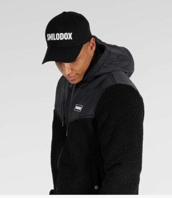 Gönn dir dieses stylische und praktische Accessoire und setze ein modisches Zeichen. 