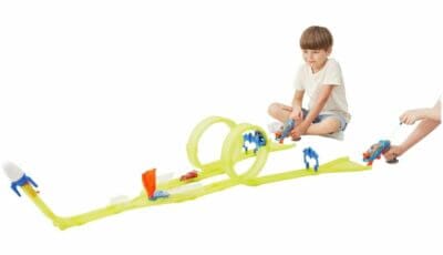 La Spark Special Duel Rennstrecke mit Kindern 