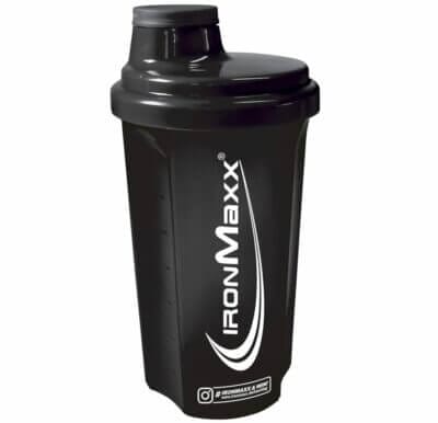 IronMaxx Eiweiß Shaker 700ml: Auslaufsicher, BPA-frei, mit Sieb, ideal für klumpenfreie Proteinshakes unterwegs.

