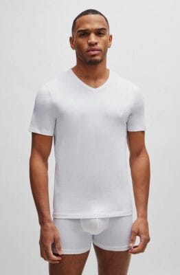 HUGO BOSS T-Shirts 3er Pack: Hochwertige Baumwolle, V-Ausschnitt, Regular Fit, dezent bestickt.