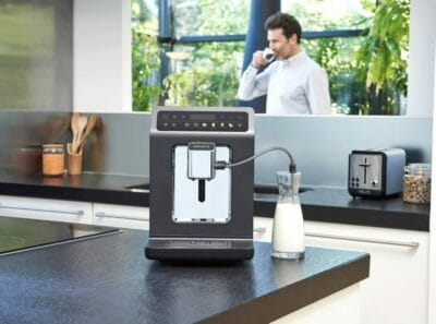 Krups Evidence One Kaffeevollautomat EA895N10 in der Küche