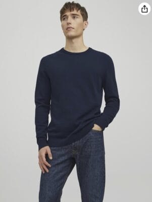 Eleganter Strickpullover von JACK & JONES – Slim Fit, Navy Blazer, ideal für Alltag.