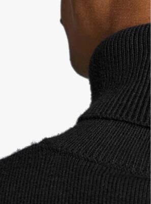 Entdecke den JACK & JONES JJ Eemil Knit Roll Neck, ideal für stilvolle Winteroutfits.