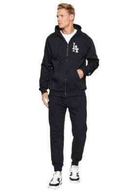 New Era Herren Zip-Hoodie MLB Essentials FZ Hoody im ganzen Outfit