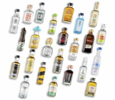 Entdecke 24 Tage lang hochwertige Spirituosen: Whisky, Gin, Rum und mehr in unserem Adventskalender.