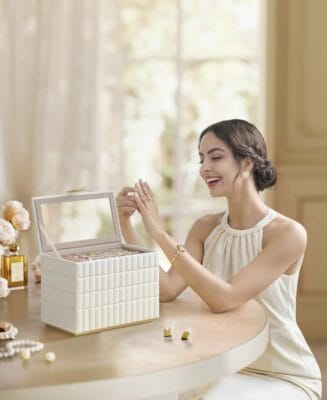 SONGMICS HOME ANAH Kollektion: Elegantes Schmuckkästchen mit Spiegel – Für Ihre wertvollsten Stücke.